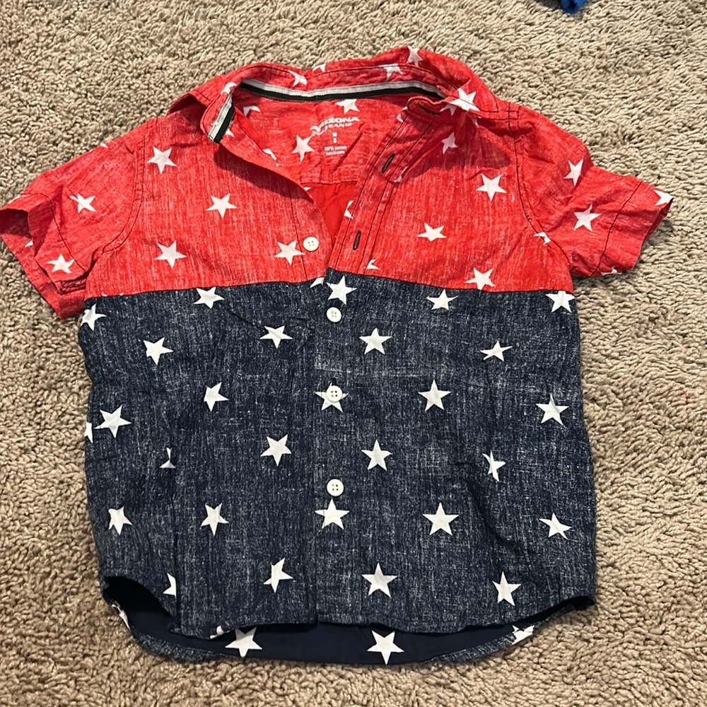 Boys size 5 American shirt